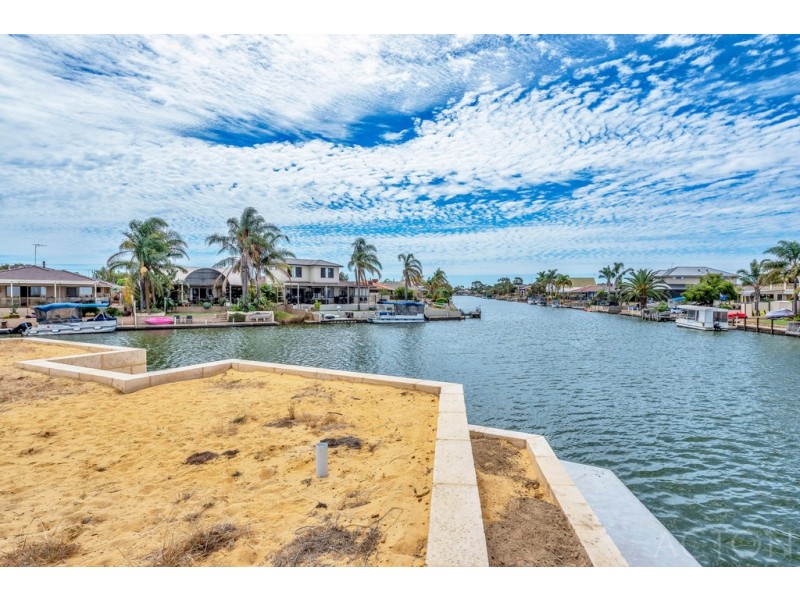 17 Oomoo Place, South Yunderup WA 6208