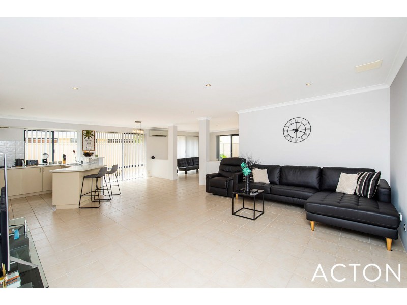 53 Yindana Boulevard, Lakelands WA 6180