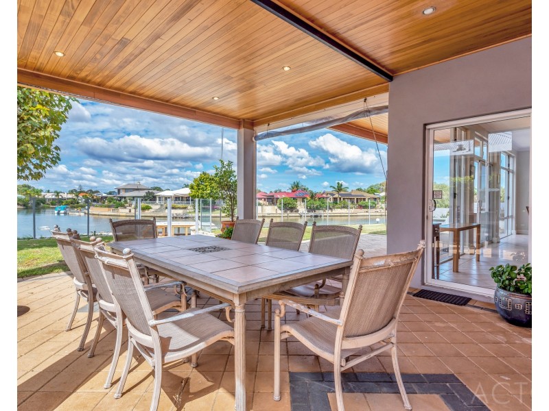 74 Banksia Terrace, South Yunderup WA 6208