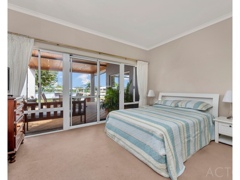 74 Banksia Terrace, South Yunderup WA 6208