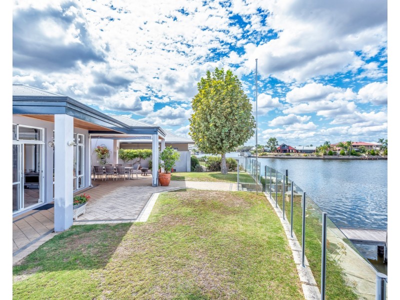74 Banksia Terrace, South Yunderup WA 6208