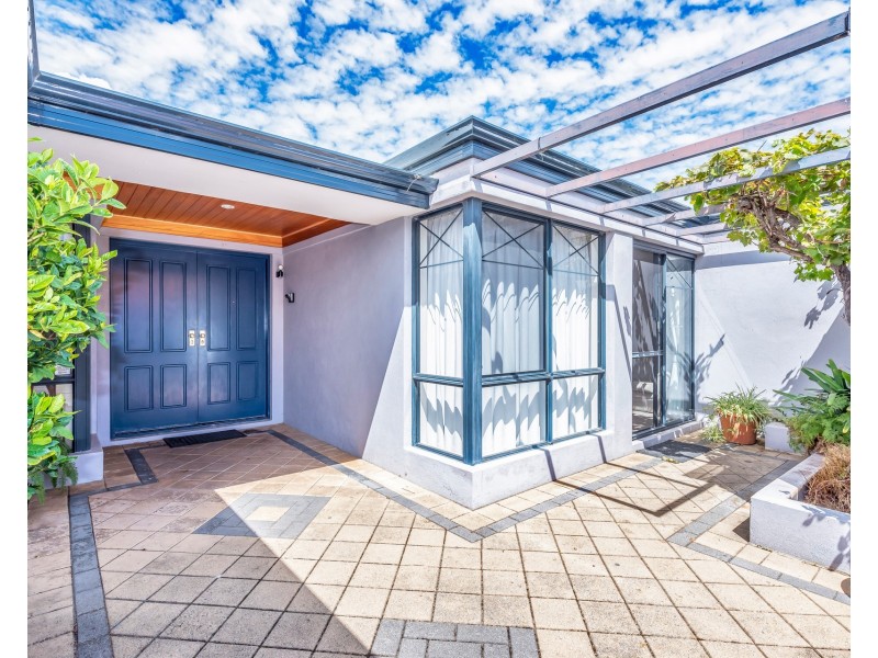 74 Banksia Terrace, South Yunderup WA 6208