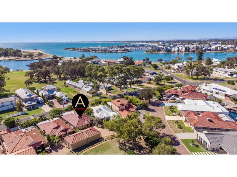 3 Parkwater Cove, Halls Head WA 6210