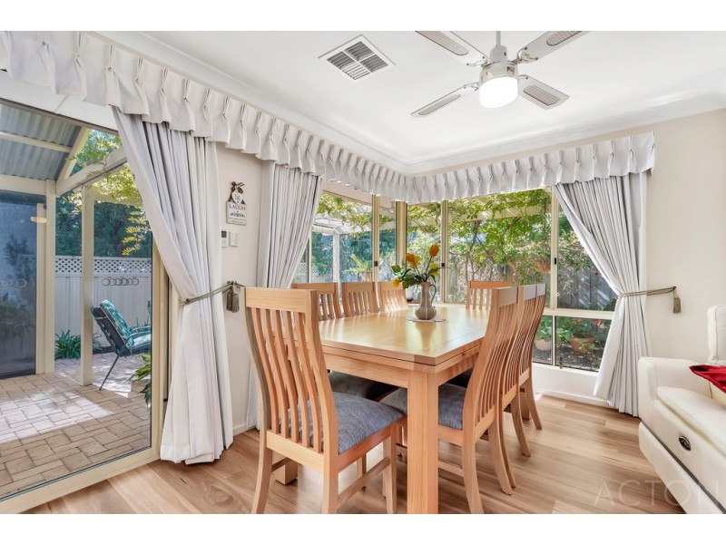 3 Parkwater Cove, Halls Head WA 6210