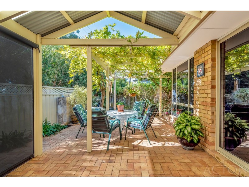 3 Parkwater Cove, Halls Head WA 6210
