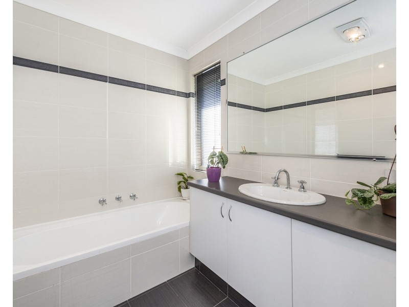 131 Red Road, Parklands WA 6180