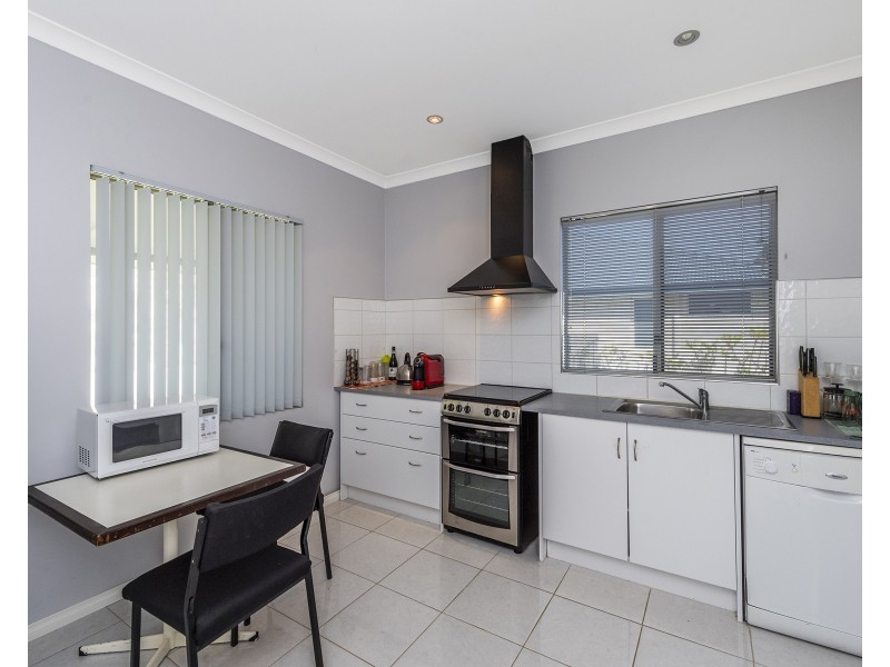 131 Red Road, Parklands WA 6180