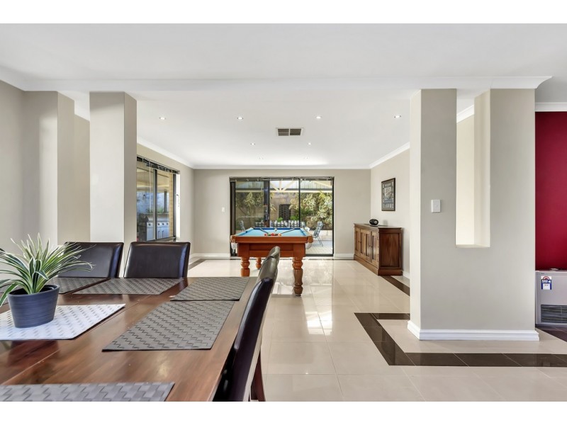 31 Malata Ridge, Lakelands WA 6180