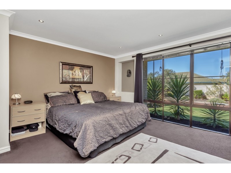31 Malata Ridge, Lakelands WA 6180