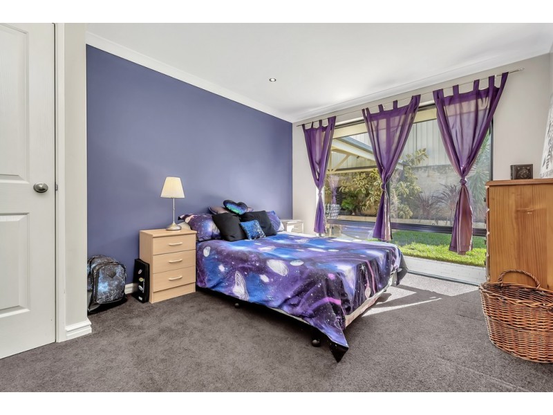 31 Malata Ridge, Lakelands WA 6180