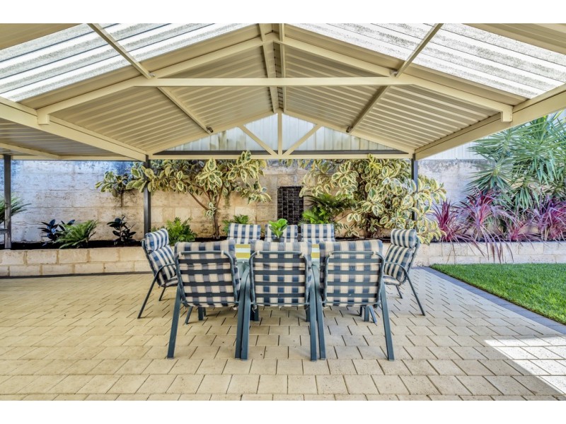 31 Malata Ridge, Lakelands WA 6180