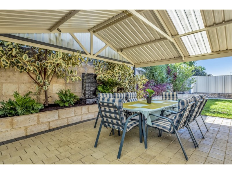 31 Malata Ridge, Lakelands WA 6180