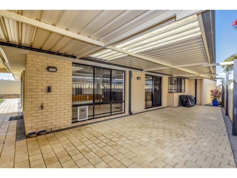 31 Malata Ridge, Lakelands WA 6180