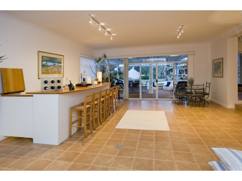 9 Siska Court, Halls Head WA 6210