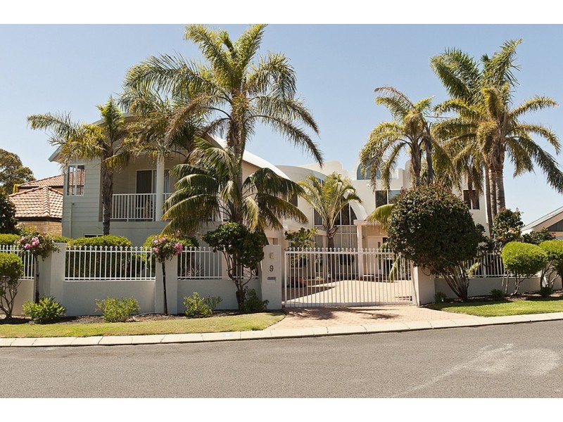 9 Siska Court, Halls Head WA 6210