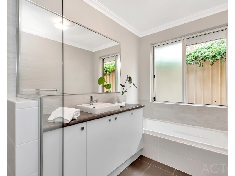 61 Morfitt Street, Mandurah WA 6210