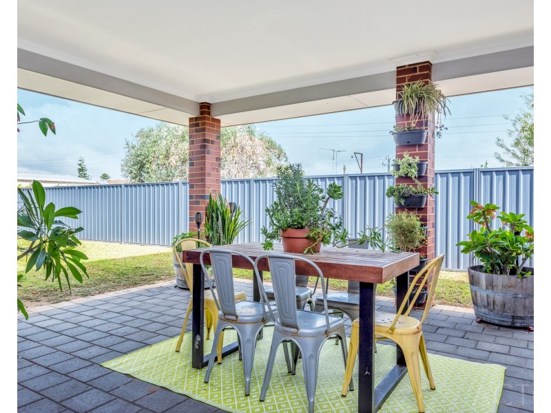 61 Morfitt Street, Mandurah WA 6210