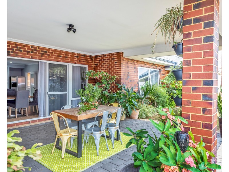 61 Morfitt Street, Mandurah WA 6210