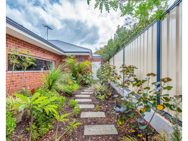 61 Morfitt Street, Mandurah WA 6210