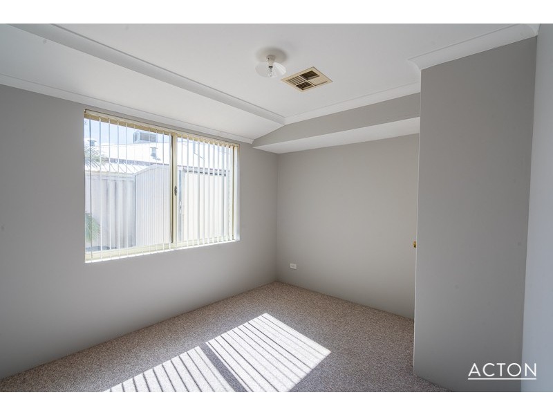 1 Ravendale Drive, Dudley Park WA 6210