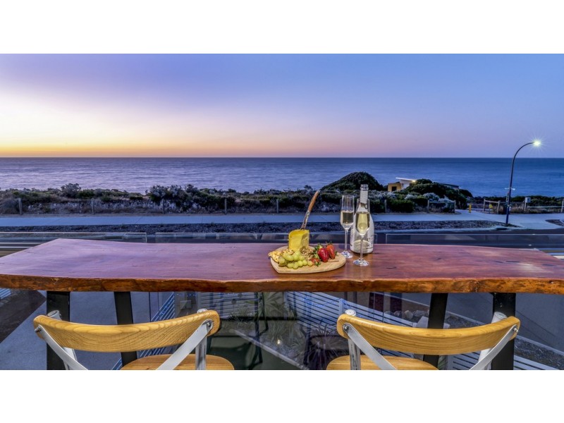 32 Acerosa Boulevard, Halls Head WA 6210