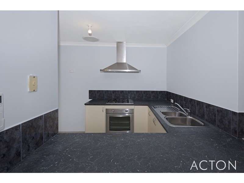 30 Herald Rise, Greenfields WA 6210