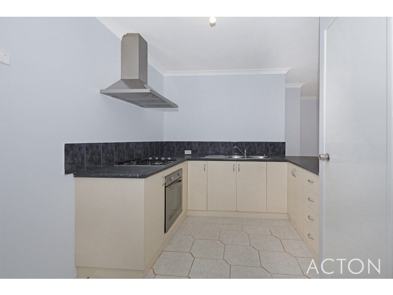 30 Herald Rise, Greenfields WA 6210