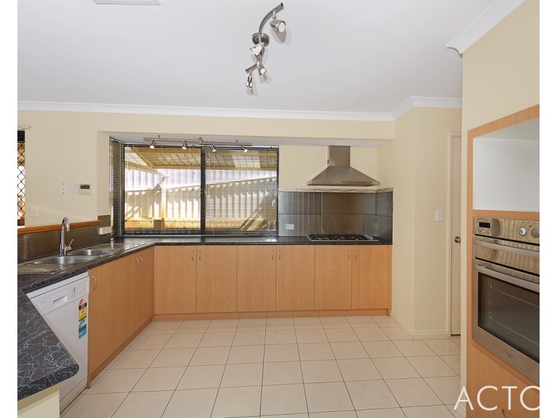 20 Cranbrook Crescent, Dawesville WA 6211