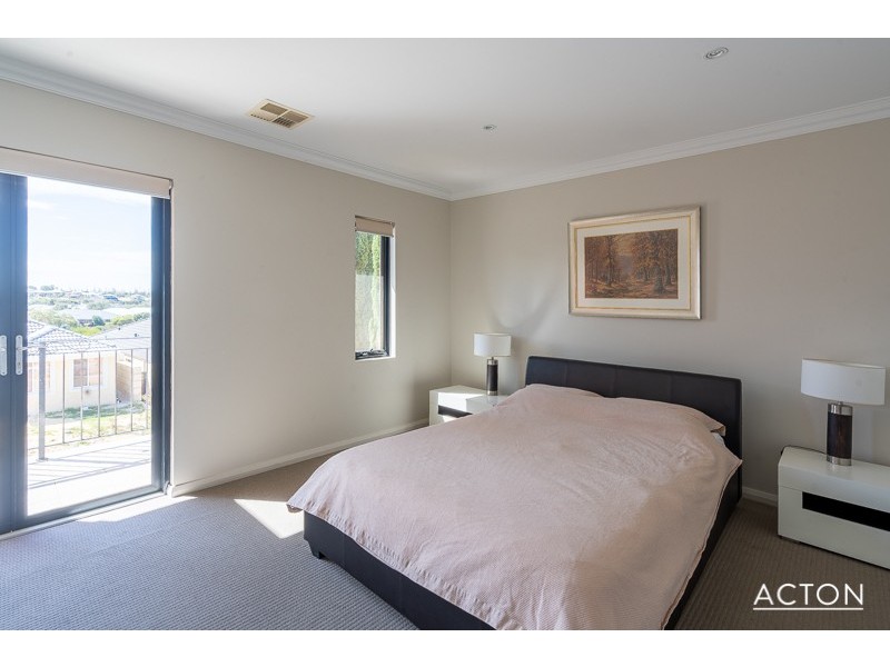 19/2 The Pass, Dawesville WA 6211