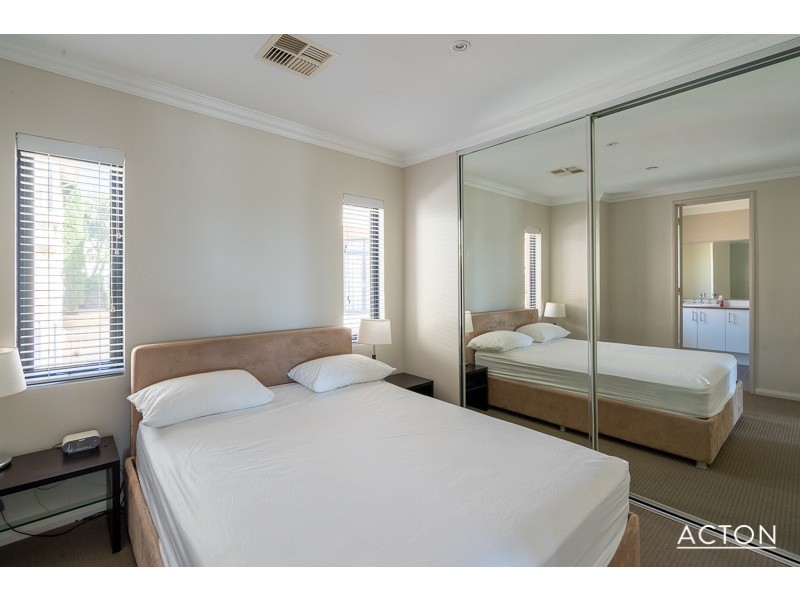 19/2 The Pass, Dawesville WA 6211