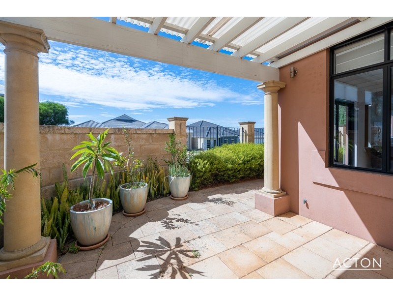 19/2 The Pass, Dawesville WA 6211