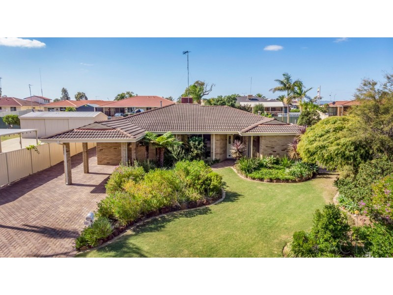 13 Elderberry Circle, Halls Head WA 6210