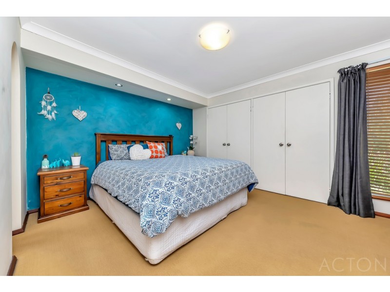 13 Elderberry Circle, Halls Head WA 6210