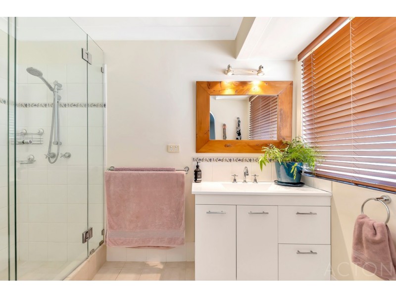 13 Elderberry Circle, Halls Head WA 6210