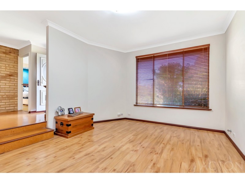 13 Elderberry Circle, Halls Head WA 6210