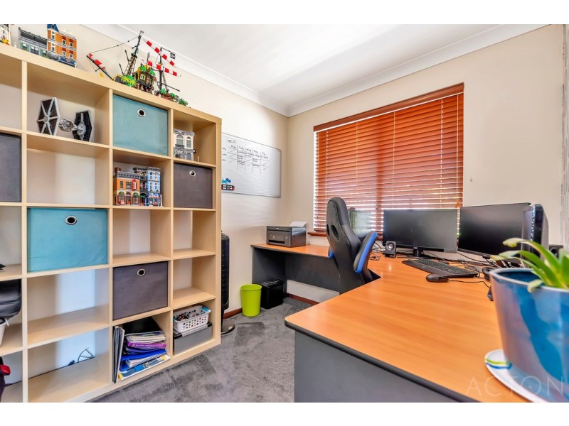 13 Elderberry Circle, Halls Head WA 6210