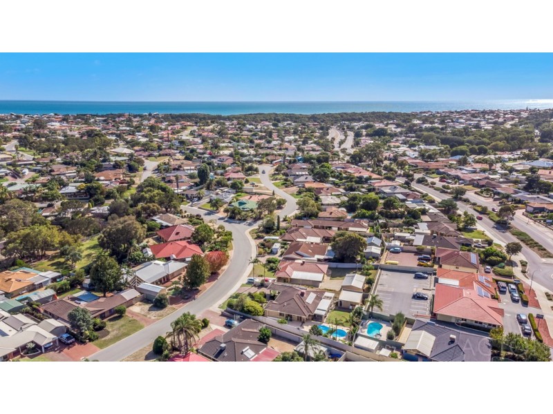 13 Elderberry Circle, Halls Head WA 6210