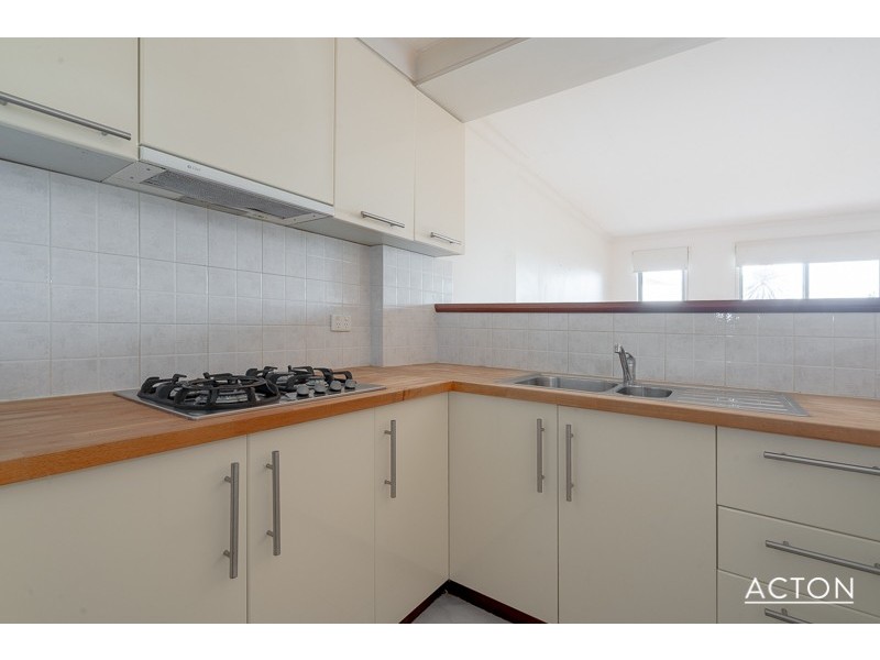 10/1 Waterside Drive, Dudley Park WA 6210