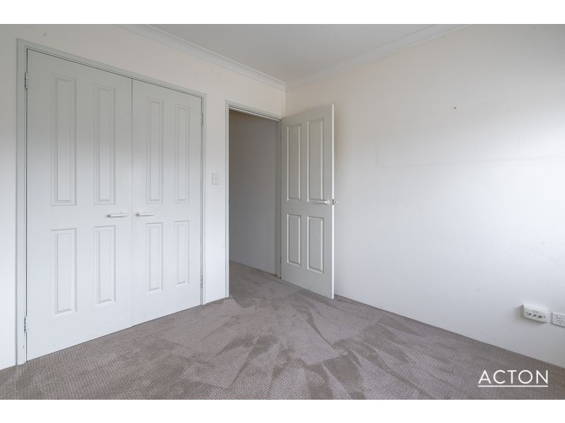 10/1 Waterside Drive, Dudley Park WA 6210