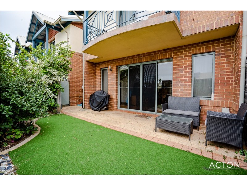 10/1 Waterside Drive, Dudley Park WA 6210