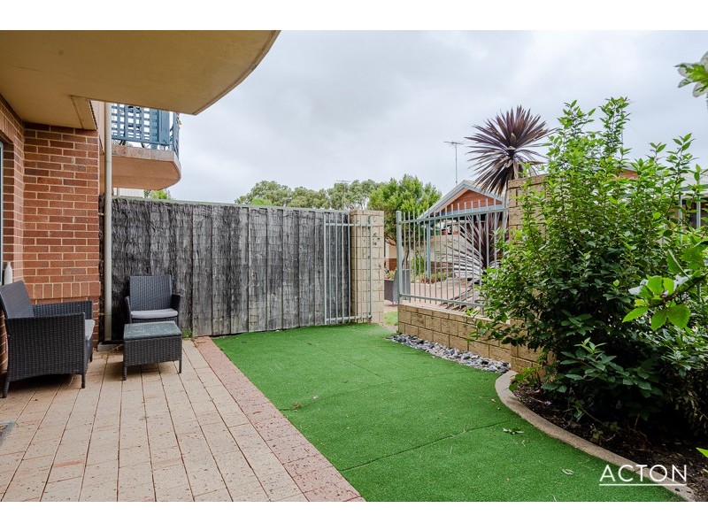 10/1 Waterside Drive, Dudley Park WA 6210