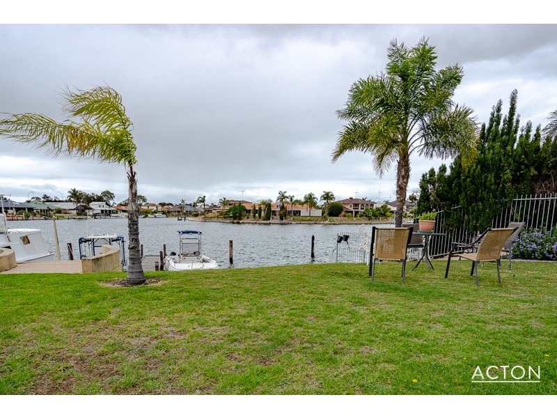 10/1 Waterside Drive, Dudley Park WA 6210