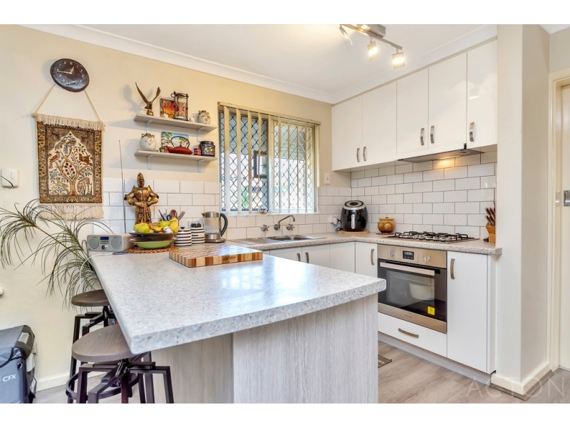 3 Kooljack Street, Dudley Park WA 6210