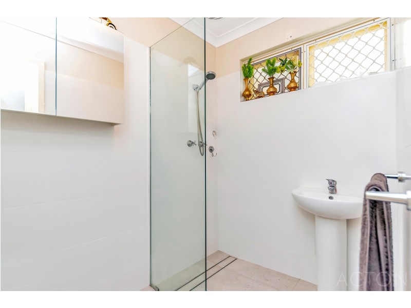 3 Kooljack Street, Dudley Park WA 6210