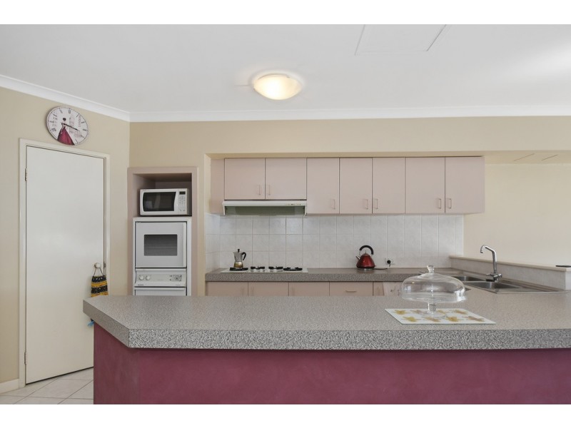 9/20 Baruna Court, Halls Head WA 6210