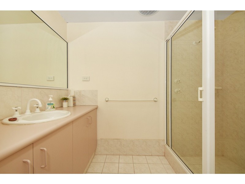9/20 Baruna Court, Halls Head WA 6210