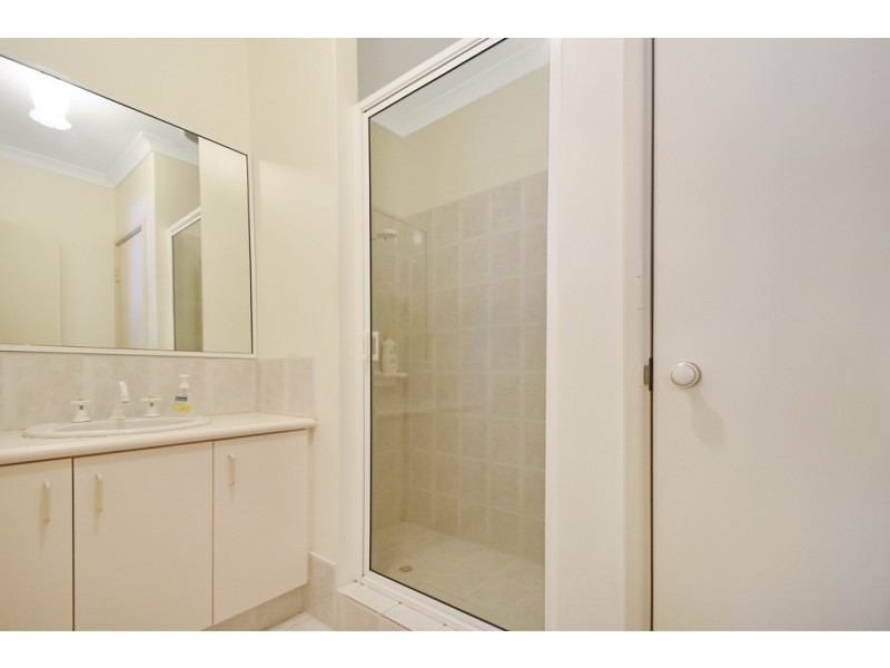 9/20 Baruna Court, Halls Head WA 6210