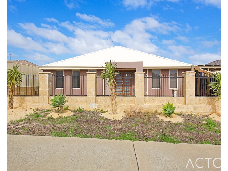 10 Pelora View, Lakelands WA 6180