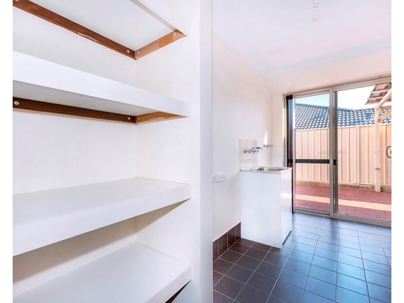 10 Pelora View, Lakelands WA 6180