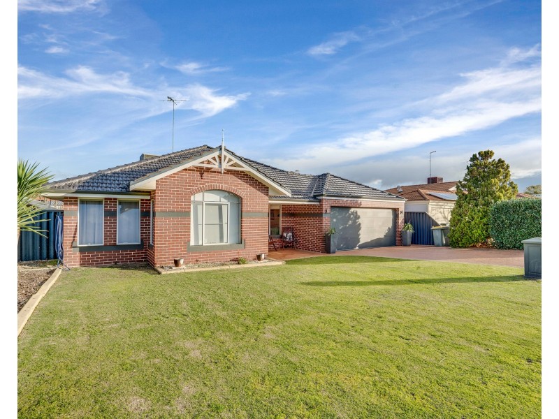 11 Dillington Mews, Erskine WA 6210